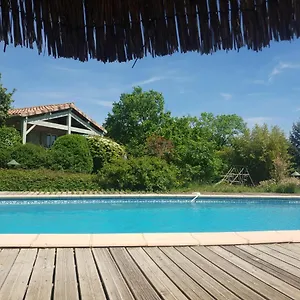 le-clos-des-mimosas.hotels-rhonealpes.com/