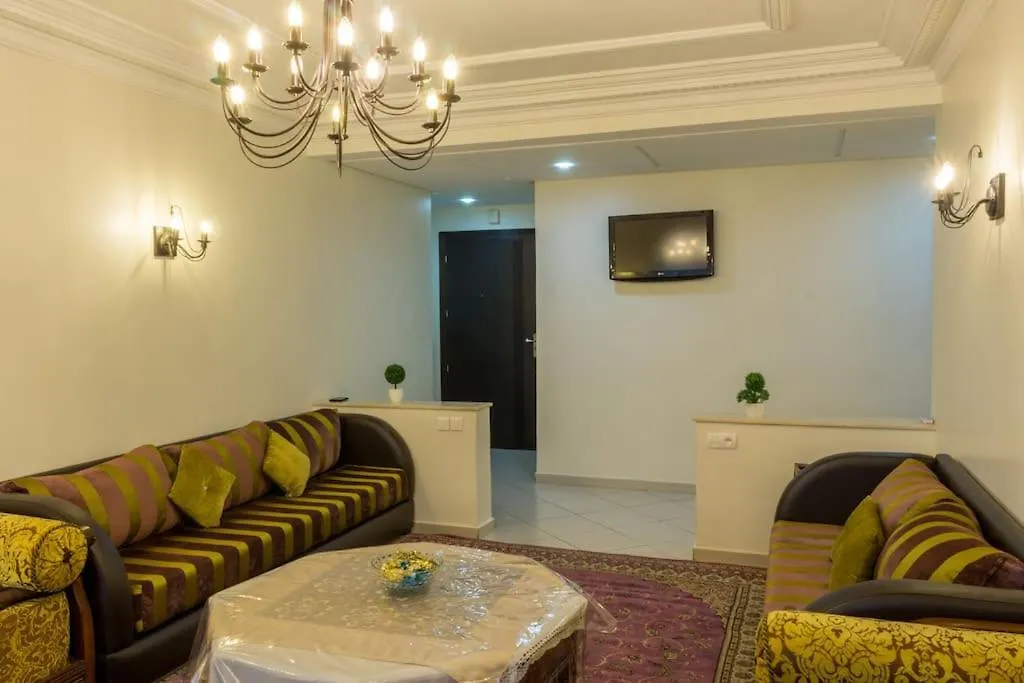 Grand Appartement Lumineux Avec Balcon & Parking Ideal Familles Et Pro Casablanca Lejlighed